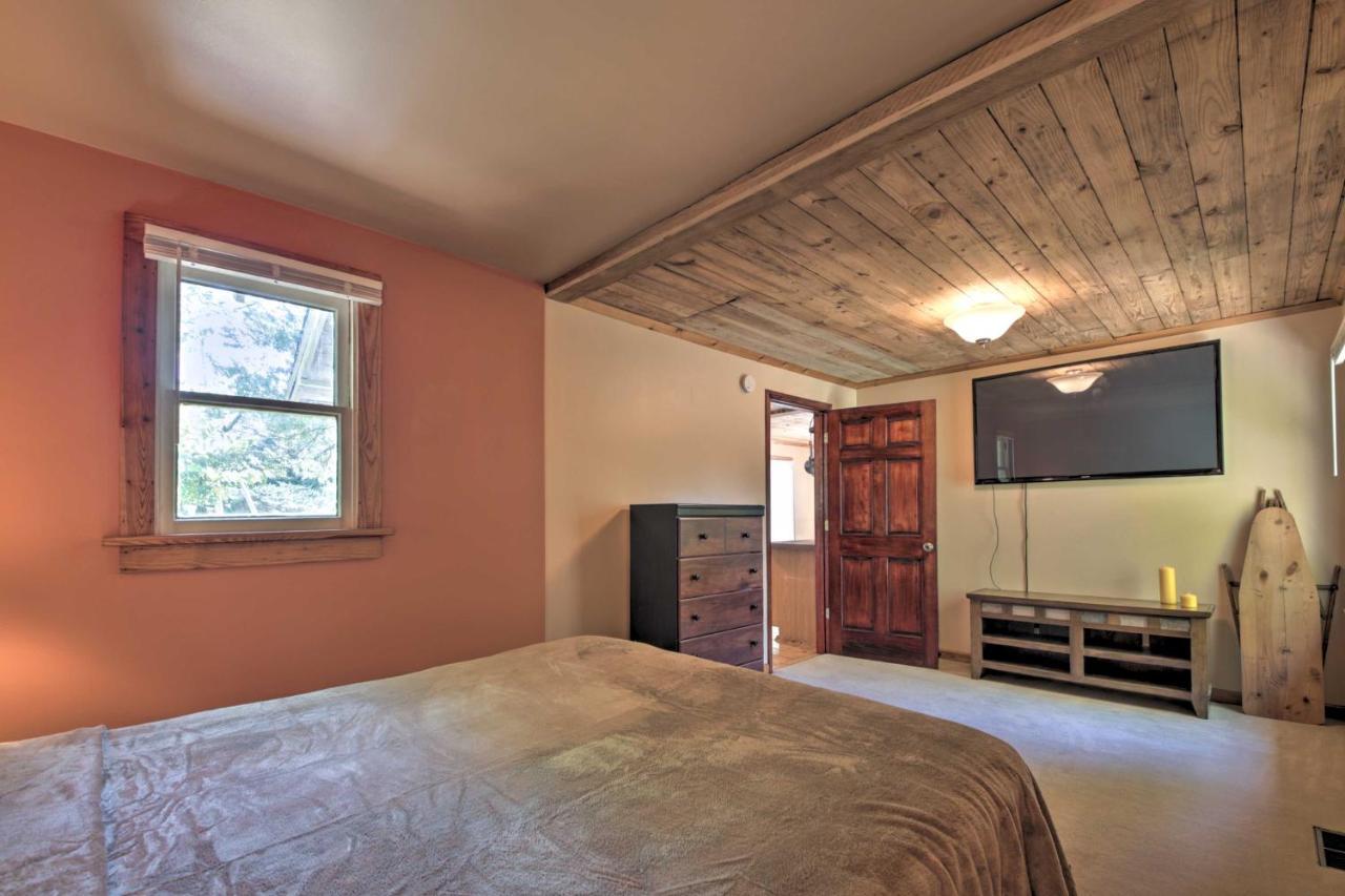 Pet-Friendly Cottage With Fire Pit - 3 Mi To Siu! Carbondale Eksteriør billede